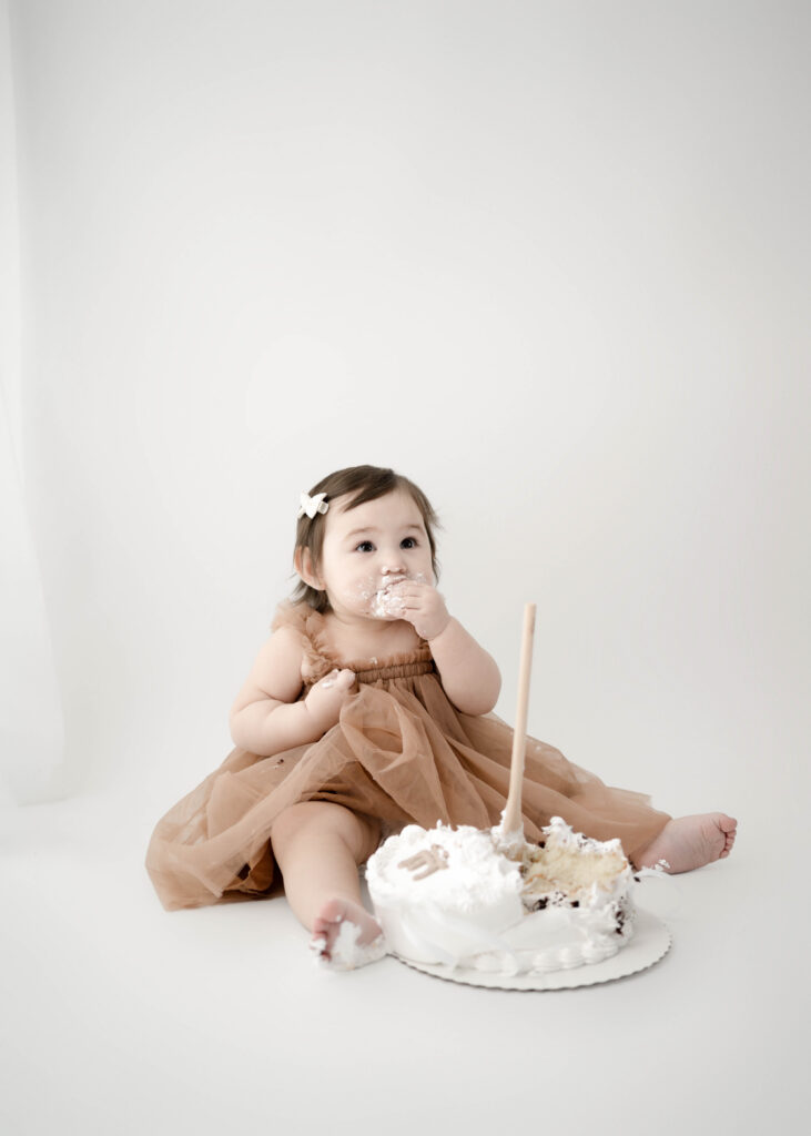 Madison     cake smash session